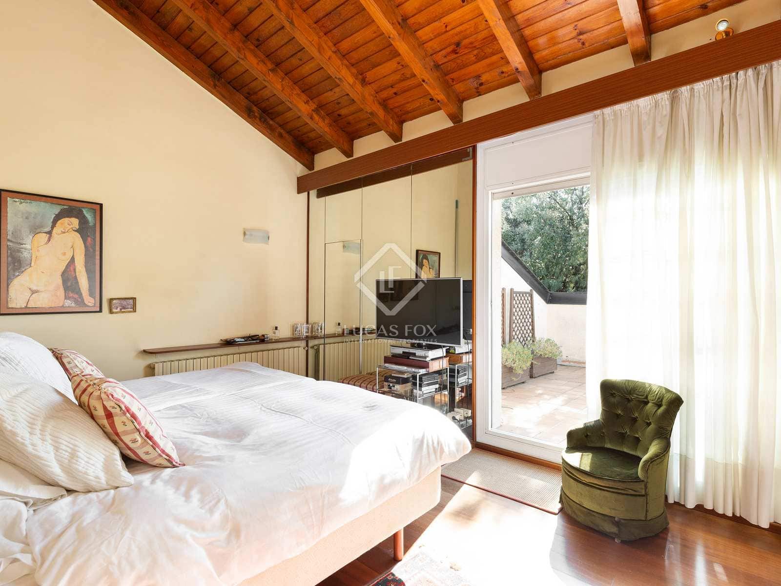 Chalet de 7 habitaciones en Sant Cugat del Vallès en venta con piscina garaje - 2.200.000 € (Ref: 7394061)