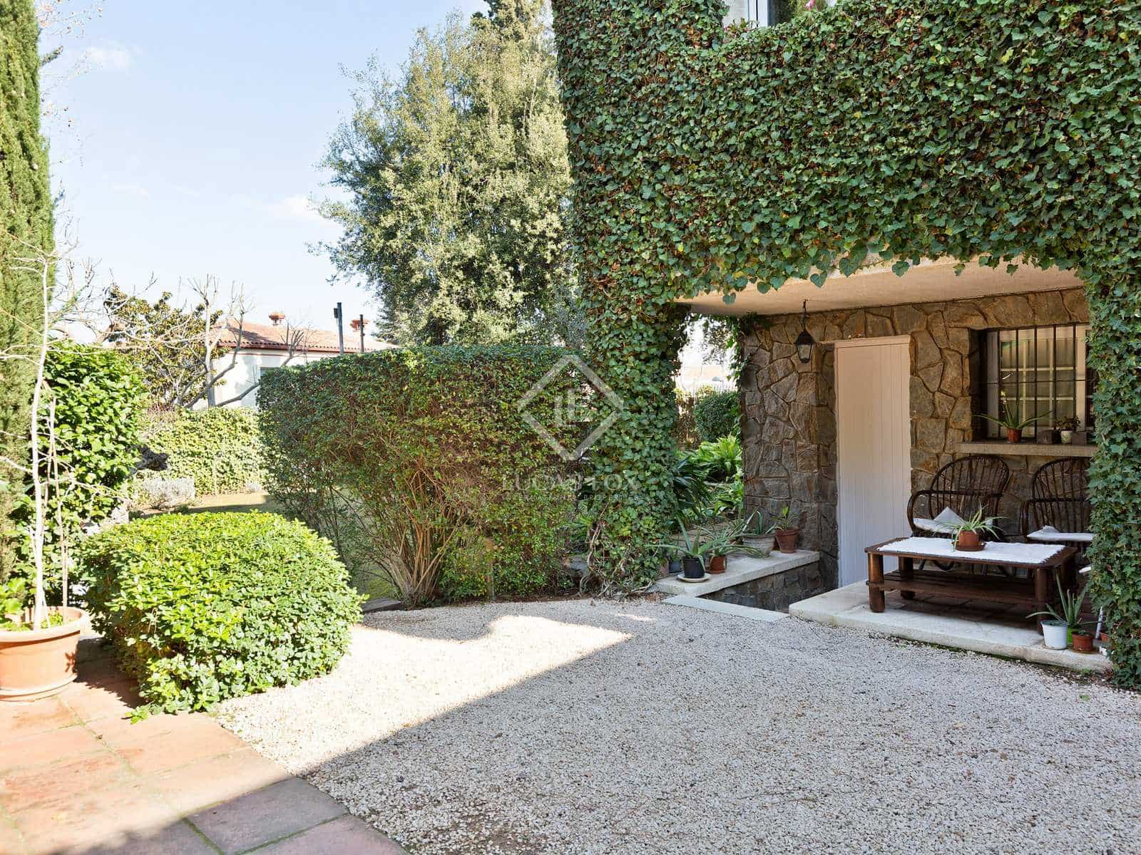 Chalet de 7 habitaciones en Sant Cugat del Vallès en venta con piscina garaje - 2.200.000 € (Ref: 7394061)