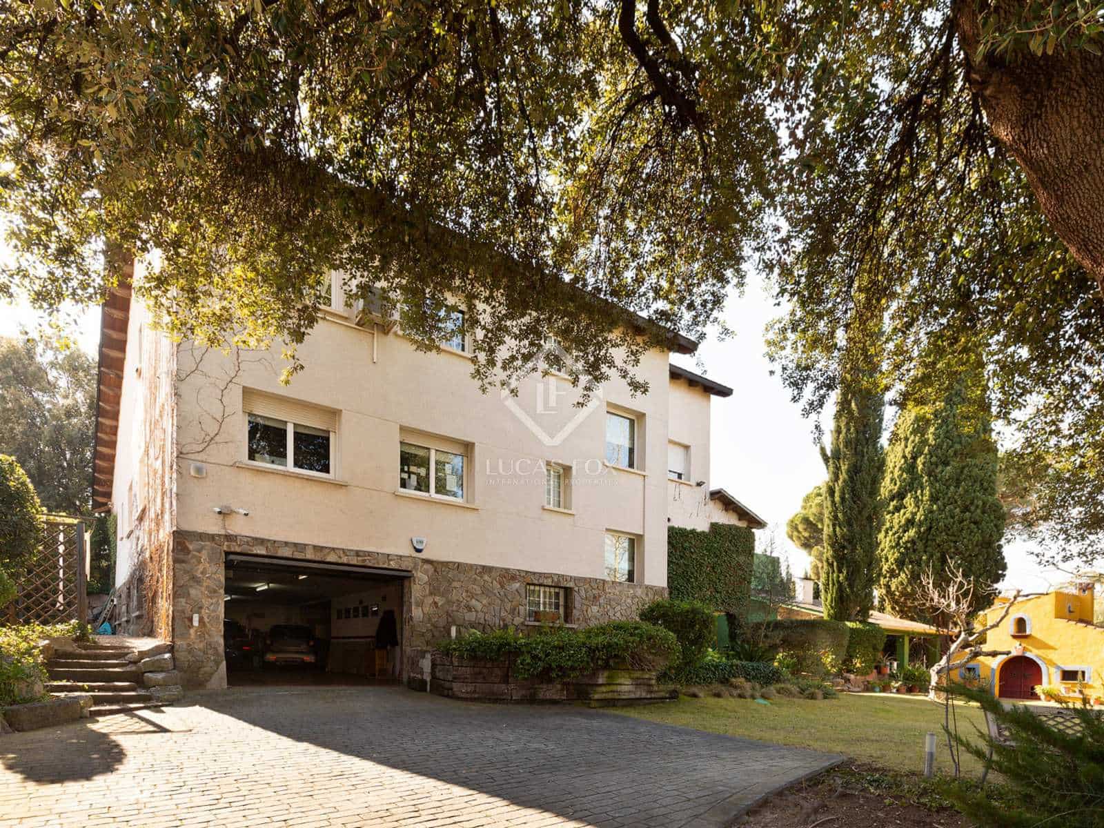 Chalet de 7 habitaciones en Sant Cugat del Vallès en venta con piscina garaje - 2.200.000 € (Ref: 7394061)