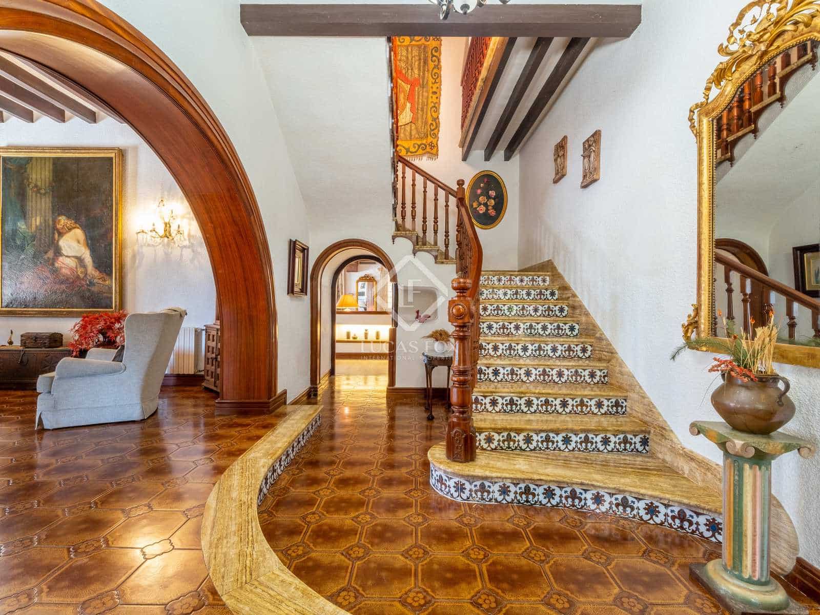 8 soveværelse Finca/Landehus til salg i Novelda med swimmingpool - € 6.000.000 (Ref: 7396570)