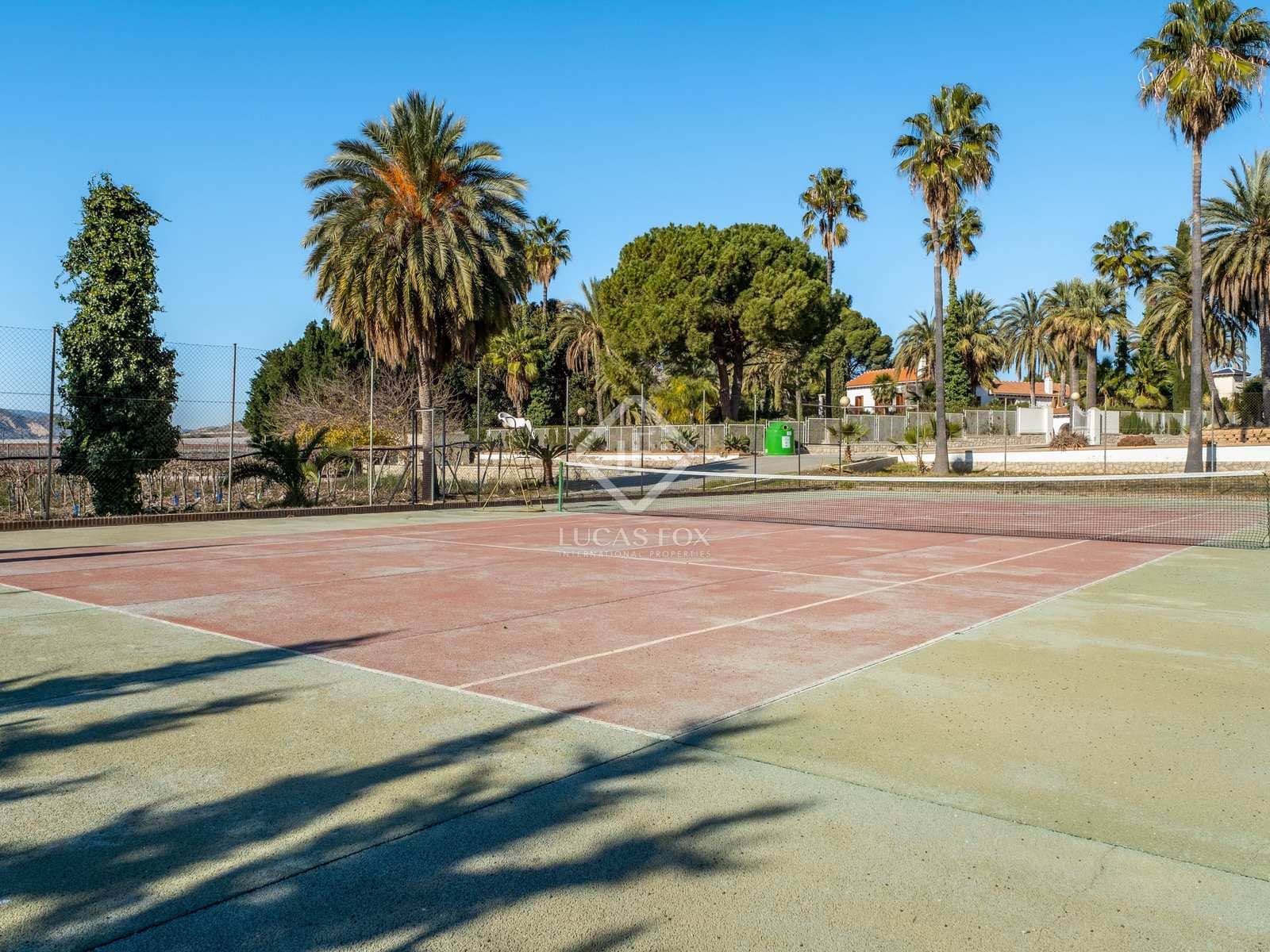 8 soveværelse Finca/Landehus til salg i Novelda med swimmingpool - € 6.000.000 (Ref: 7396570)