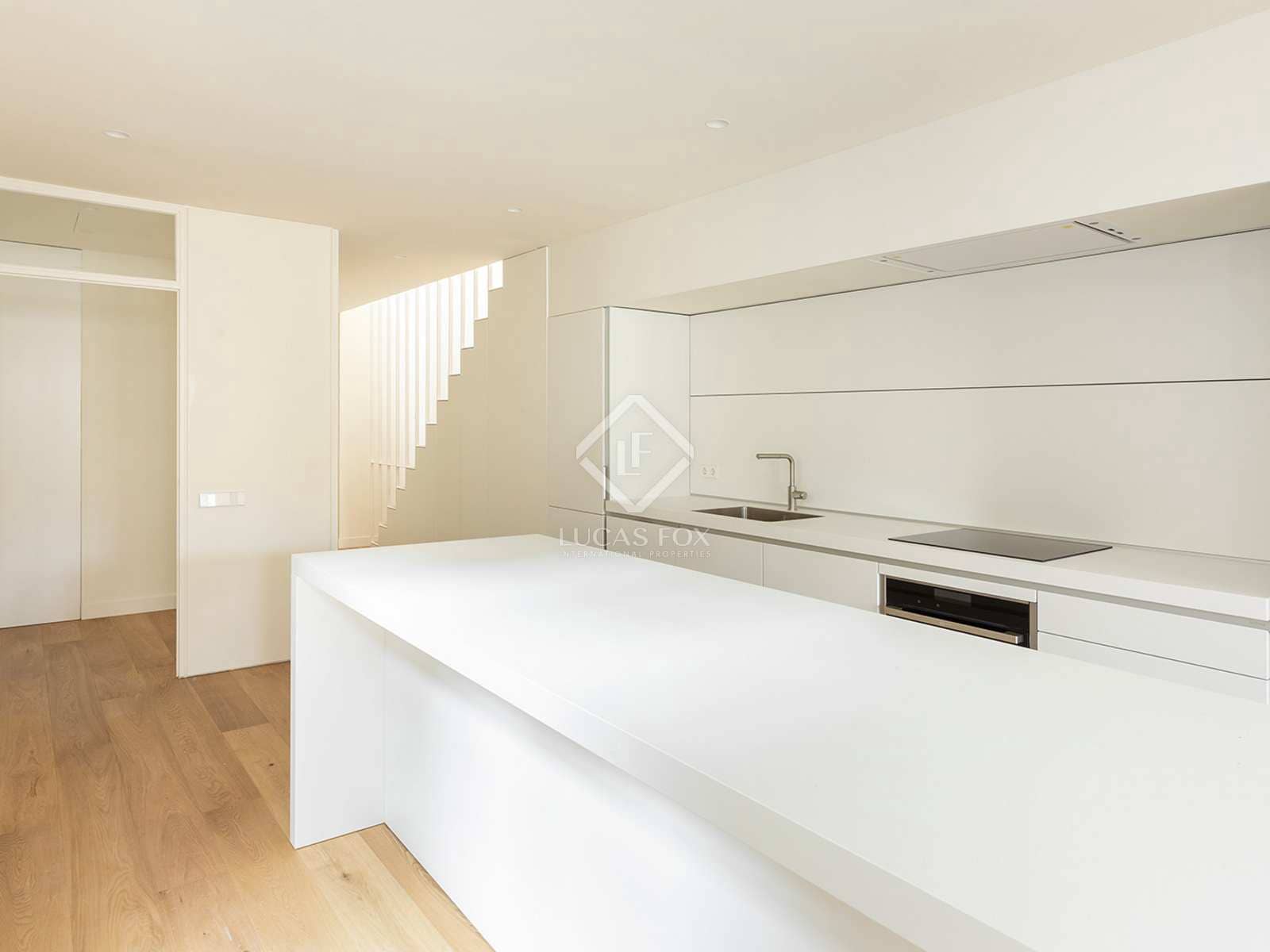 2 bedroom Apartment for sale in Barcelona city - € 2,188,000 (Ref: 7396573)