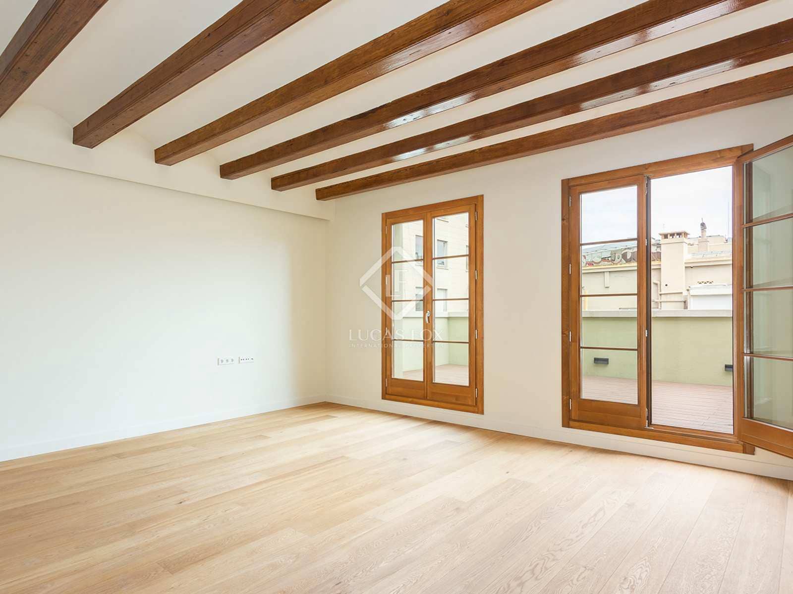 2 bedroom Apartment for sale in Barcelona city - € 2,188,000 (Ref: 7396573)