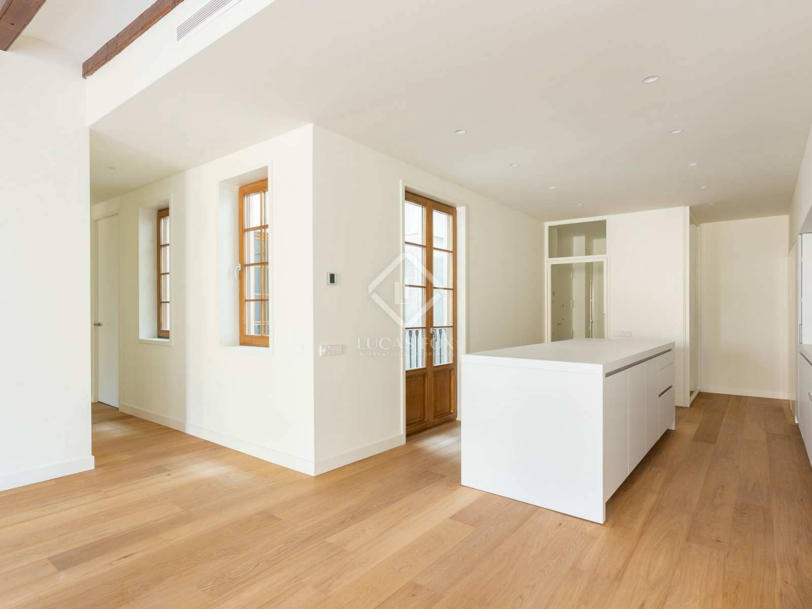2 bedroom Apartment for sale in Barcelona city - € 2,188,000 (Ref: 7396573)