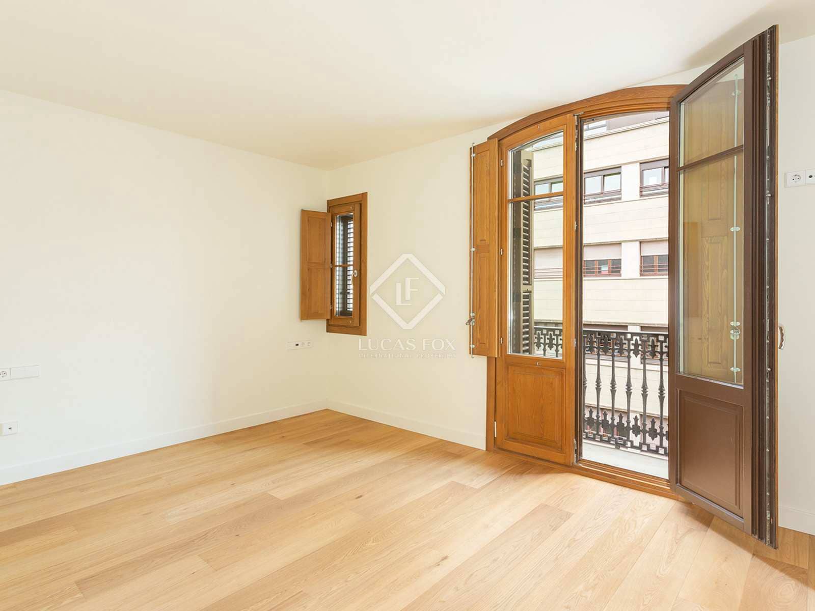 2 slaapkamer Penthouse te koop in Barcelona stad - € 2.188.000 (Ref: 7396574)