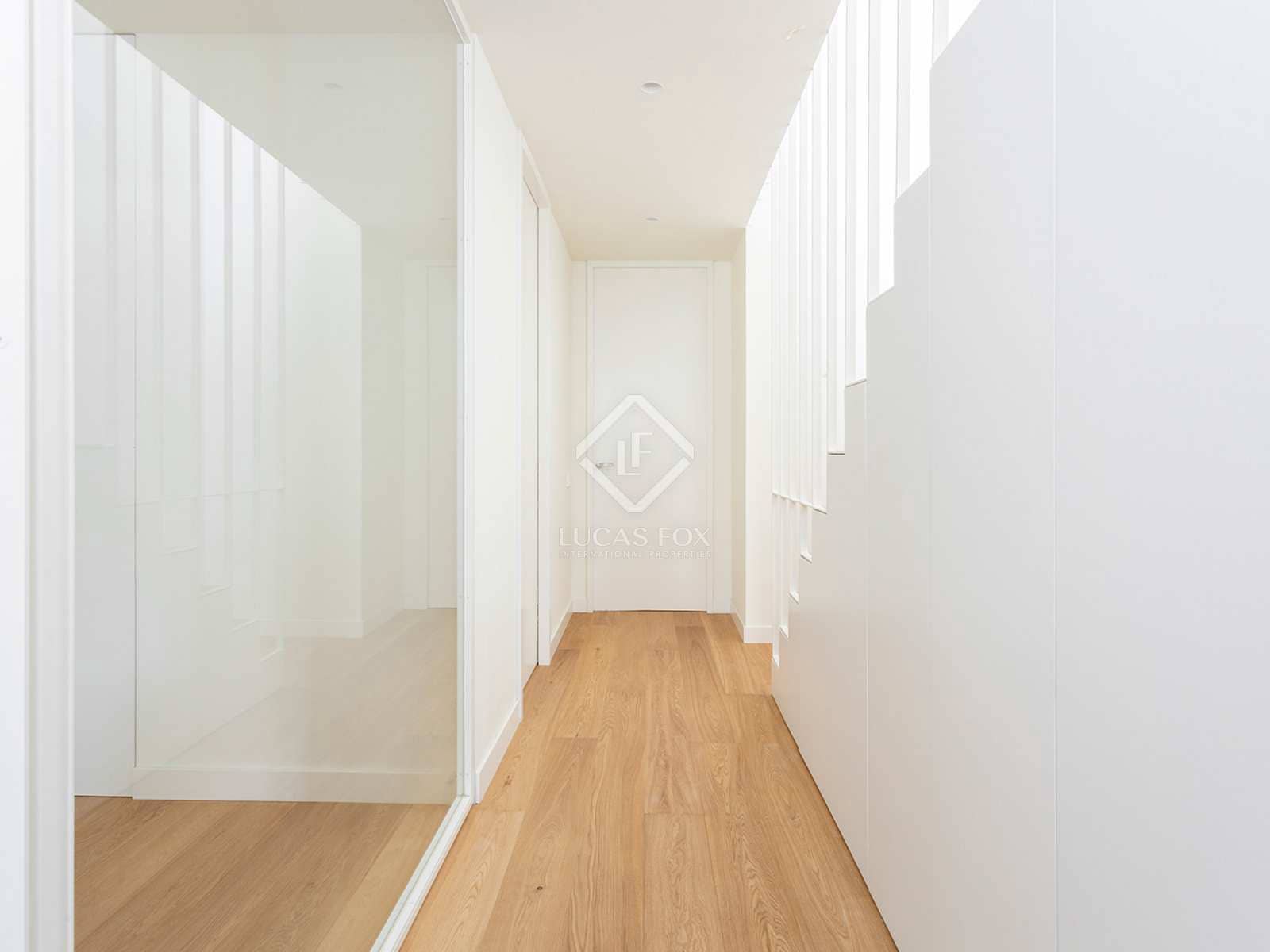 2 slaapkamer Penthouse te koop in Barcelona stad - € 2.188.000 (Ref: 7396574)