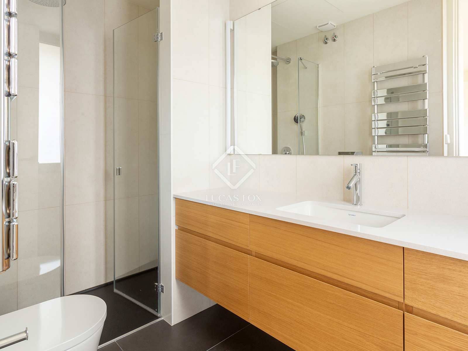 2 slaapkamer Penthouse te koop in Barcelona stad - € 2.188.000 (Ref: 7396574)