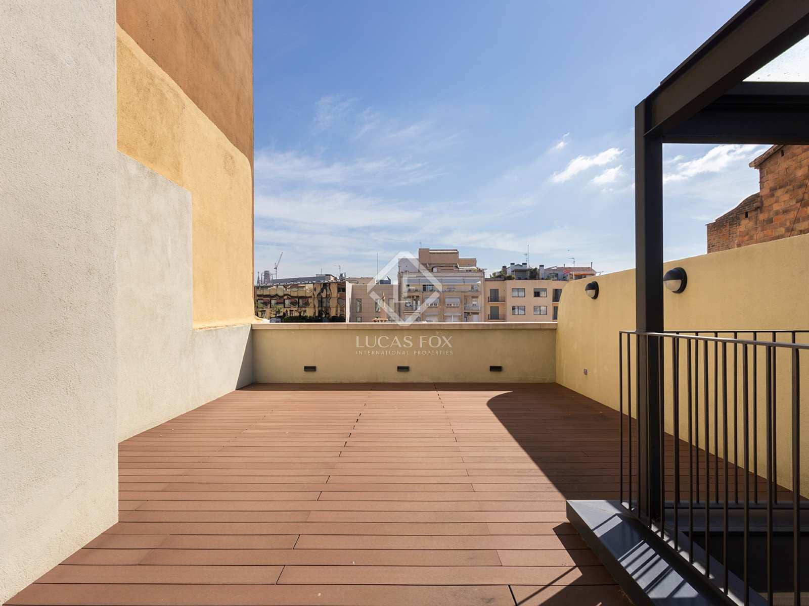 2 slaapkamer Penthouse te koop in Barcelona stad - € 2.188.000 (Ref: 7396574)