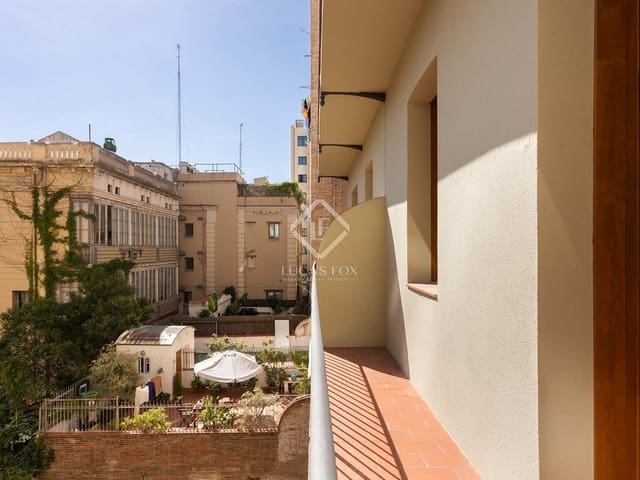 3 slaapkamer Appartement te koop in Barcelona stad - € 1.400.000 (Ref: 7396575)