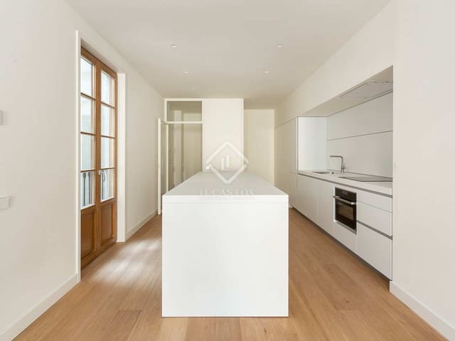 3 slaapkamer Appartement te koop in Barcelona stad - € 1.400.000 (Ref: 7396575)