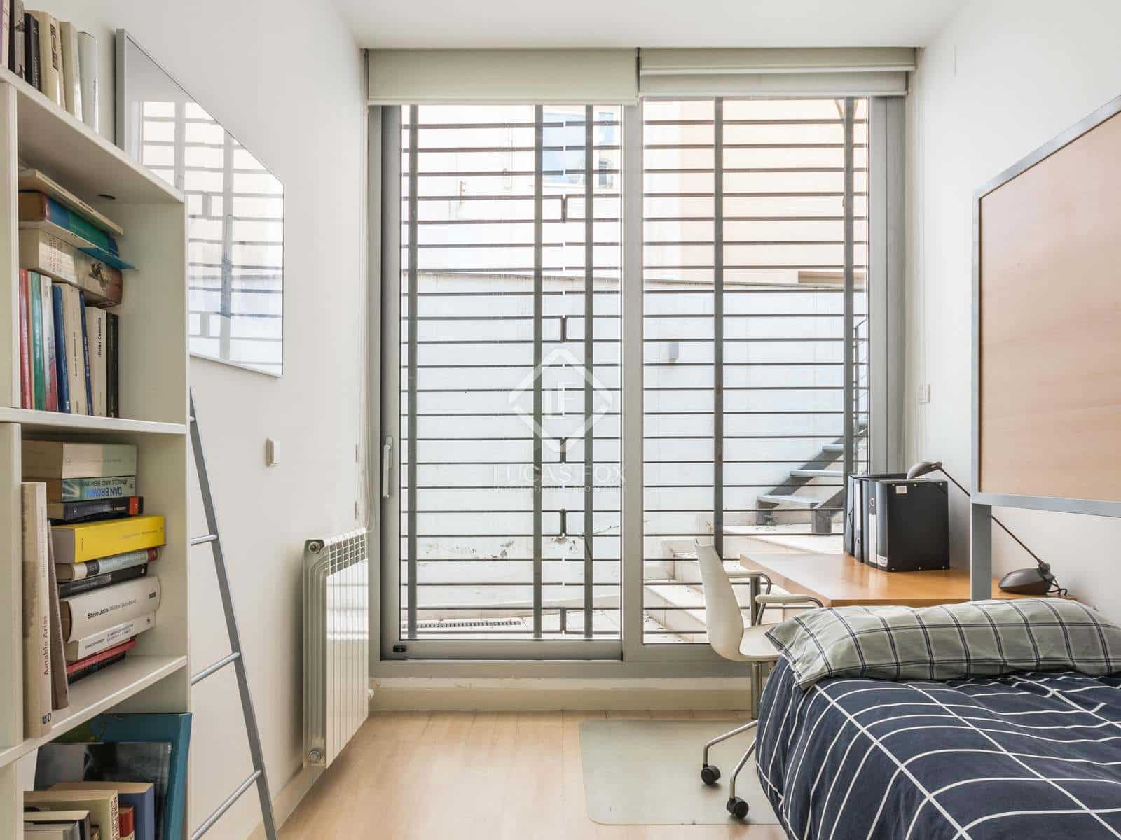 Chalet de 8 habitaciones en Barcelona ciudad en venta con piscina garaje - 2.395.000 € (Ref: 7396578)