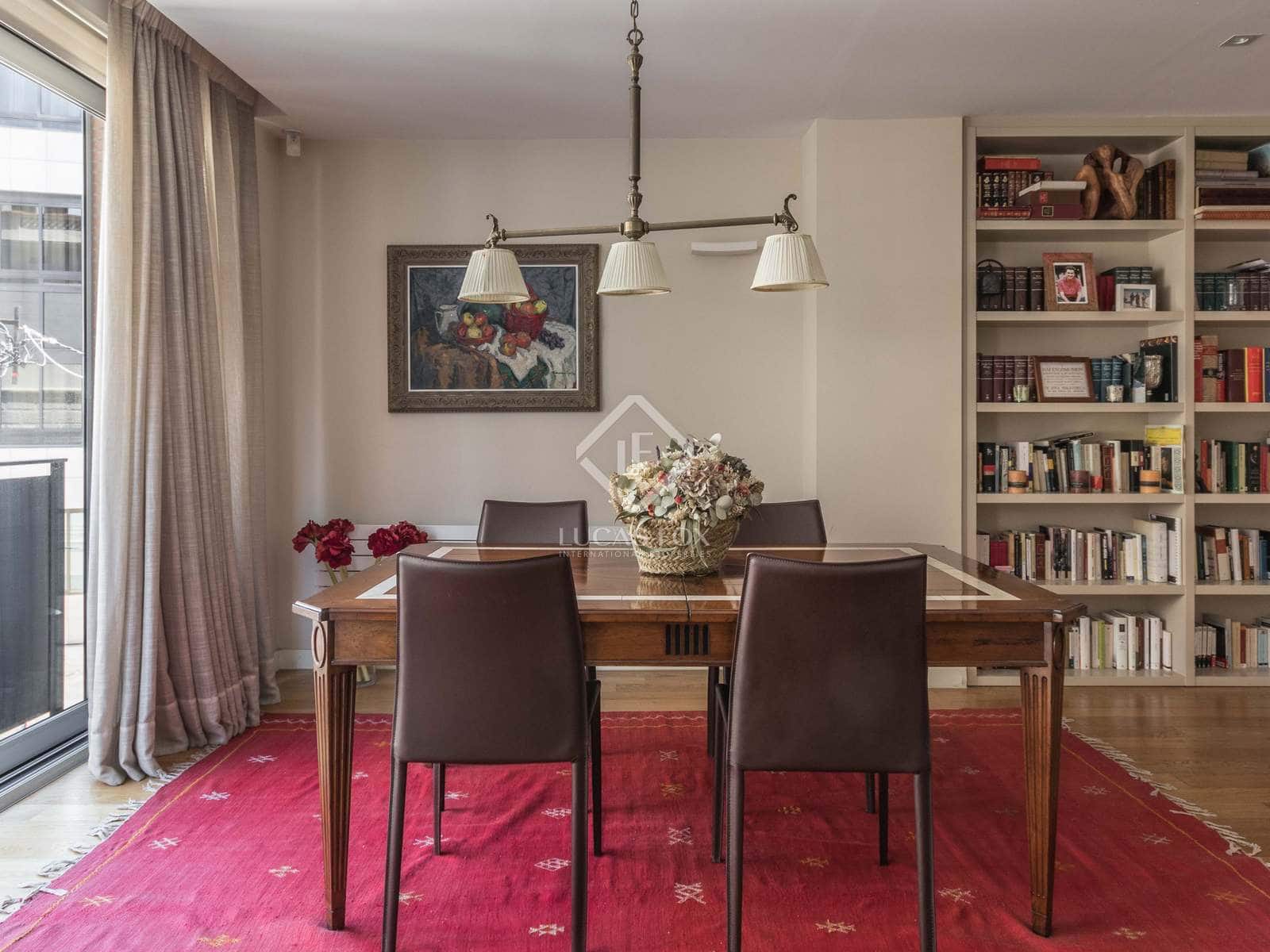 Chalet de 8 habitaciones en Barcelona ciudad en venta con piscina garaje - 2.395.000 € (Ref: 7396578)