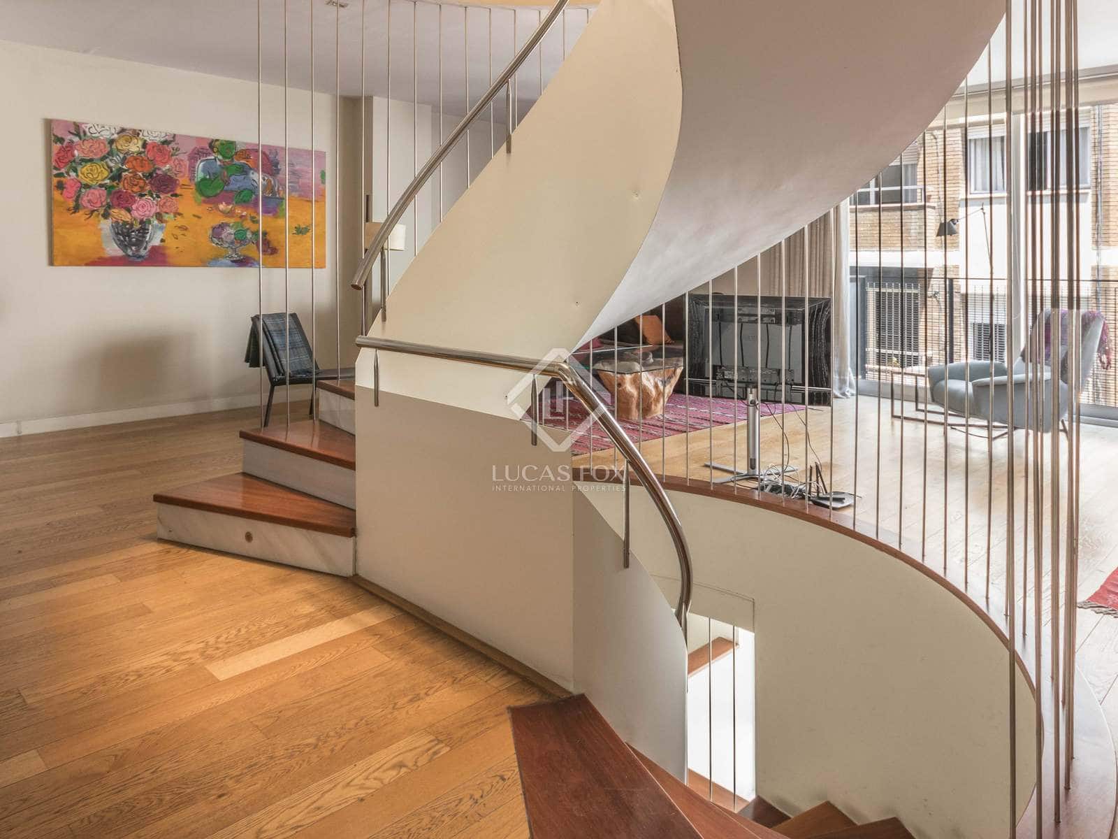 Chalet de 8 habitaciones en Barcelona ciudad en venta con piscina garaje - 2.395.000 € (Ref: 7396578)