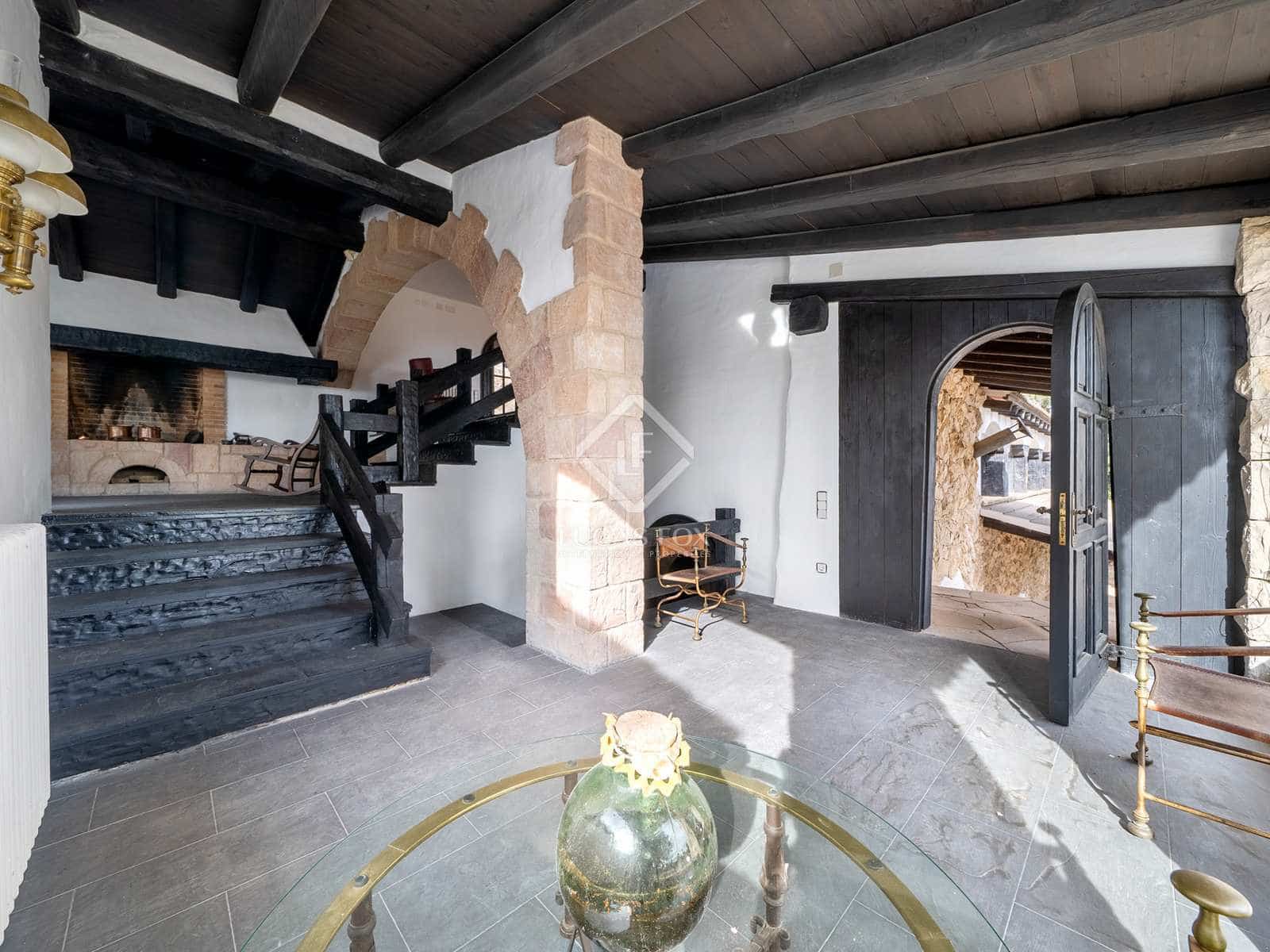 5 soveværelse Villa til salg i L'Albiol med swimmingpool garage - € 895.000 (Ref: 7399738)