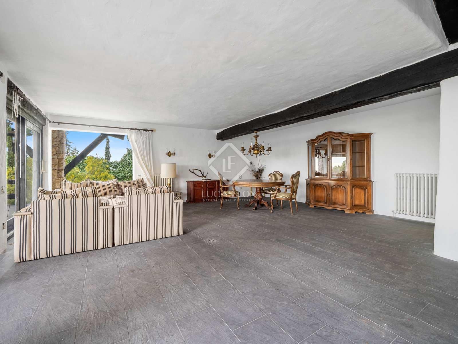 5 soveværelse Villa til salg i L'Albiol med swimmingpool garage - € 895.000 (Ref: 7399738)