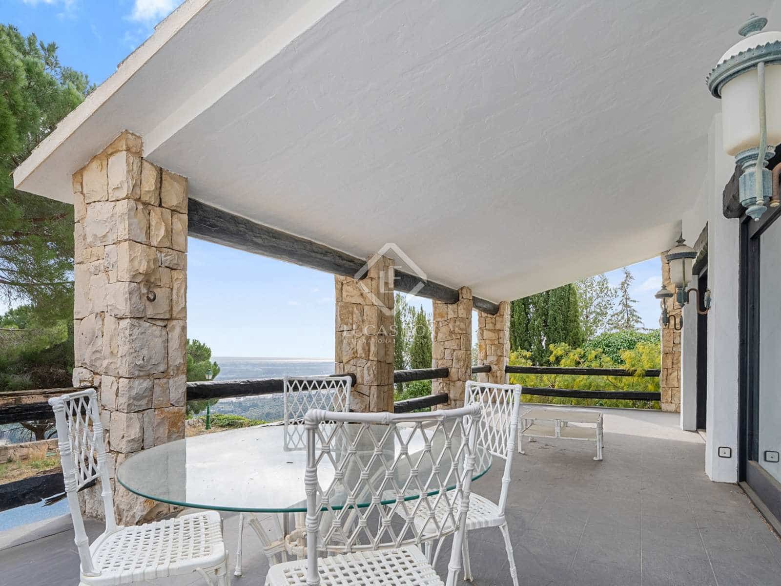 5 soveværelse Villa til salg i L'Albiol med swimmingpool garage - € 895.000 (Ref: 7399738)