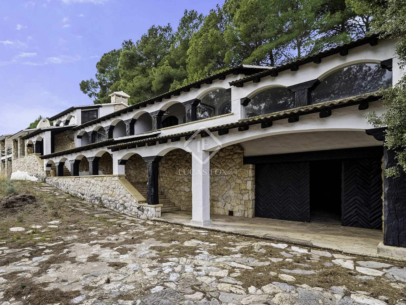 5 soveværelse Villa til salg i L'Albiol med swimmingpool garage - € 895.000 (Ref: 7399738)