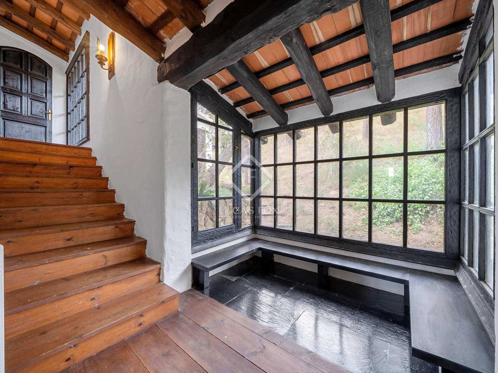 5 soveværelse Villa til salg i L'Albiol med swimmingpool garage - € 895.000 (Ref: 7399738)