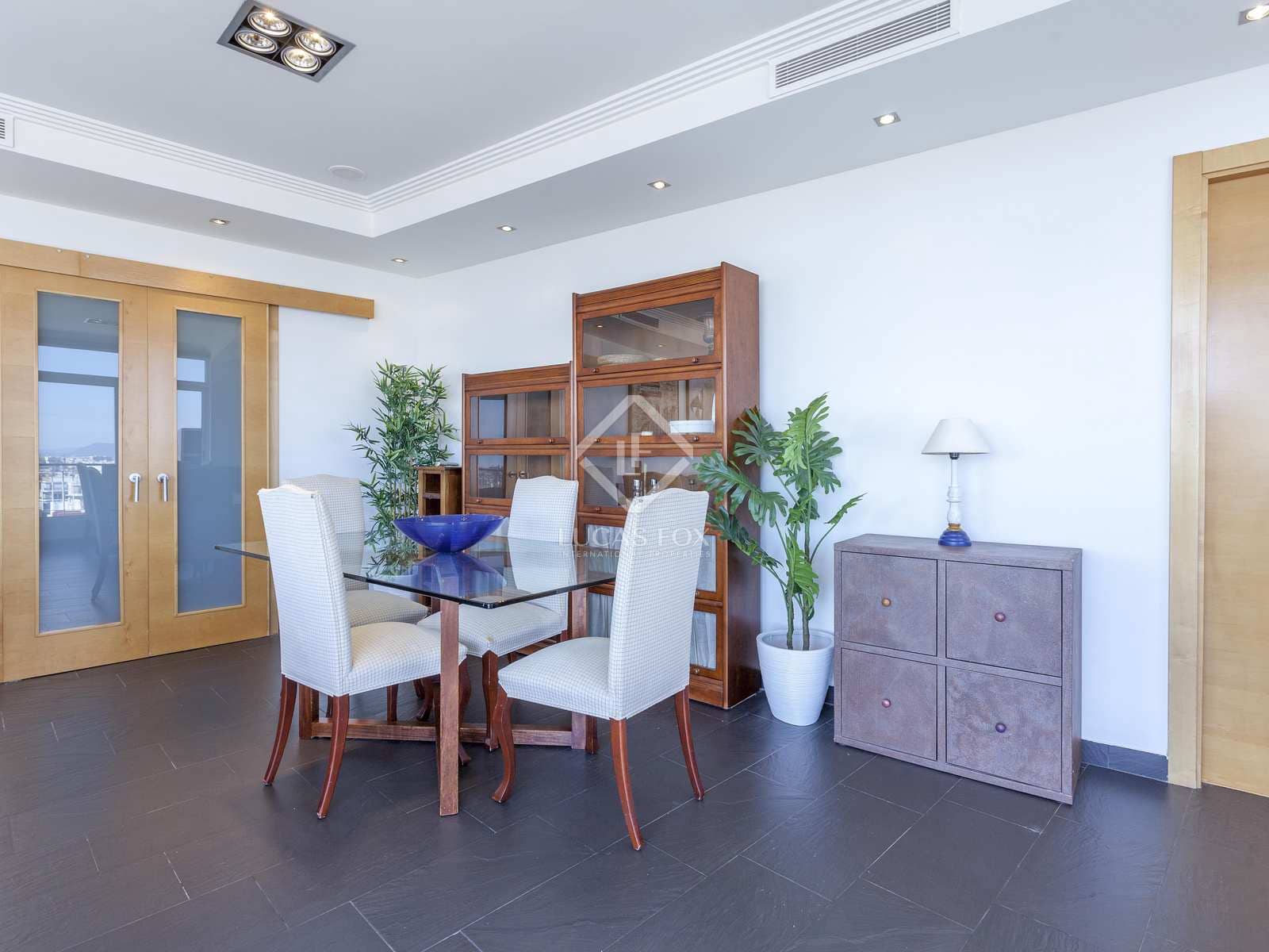 5 sypialnia Apartament do wynajęcia w Miasto Walencja z garażem - 3 700 € (Ref: 7402129)