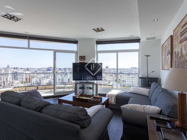 5 bedroom Apartment for rent in Valencia city with garage - € 3,700 (Ref: 7402129)