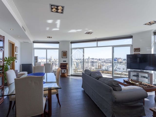 5 bedroom Apartment for rent in Valencia city with garage - € 3,700 (Ref: 7402129)