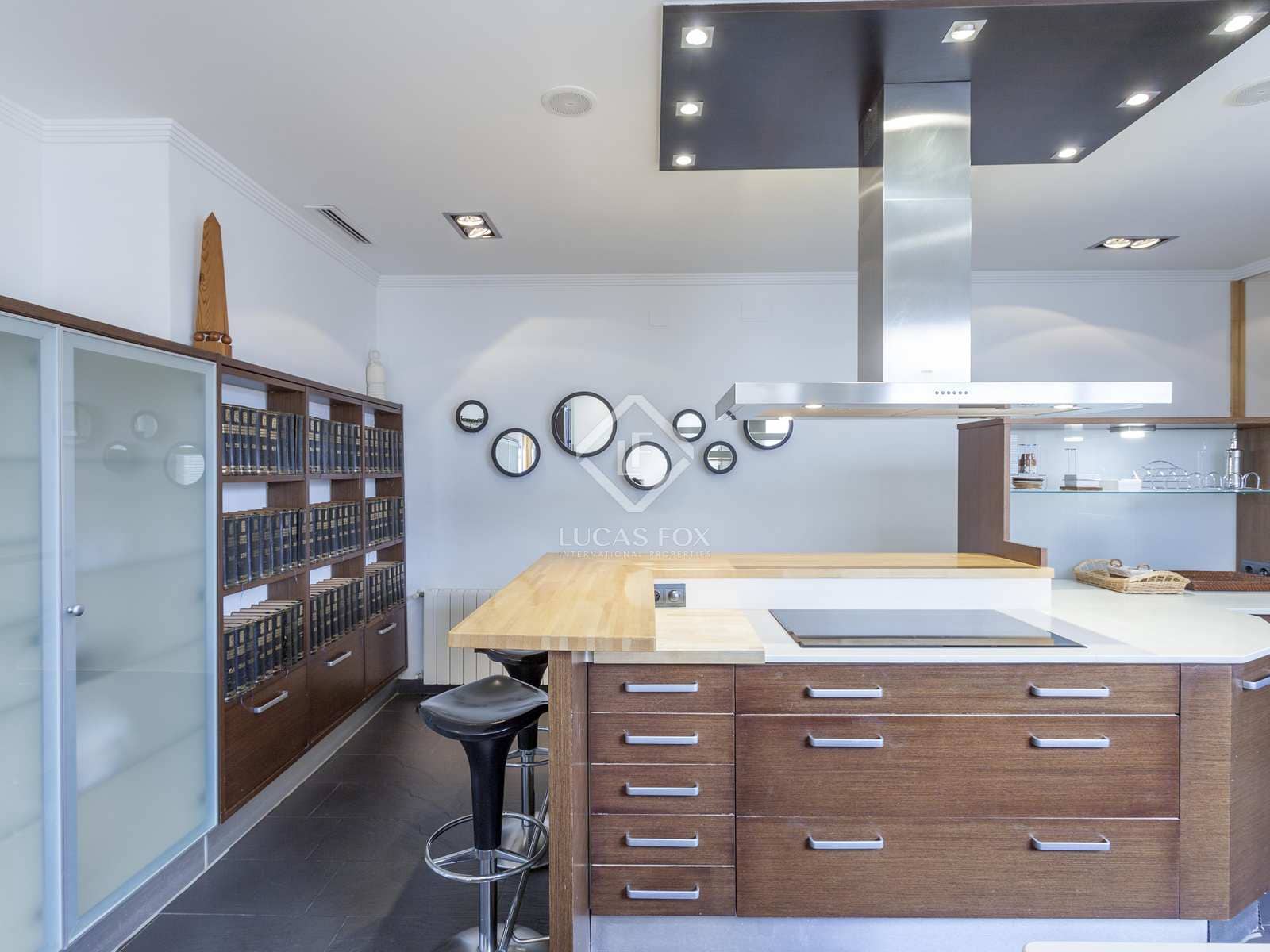 5 sypialnia Apartament do wynajęcia w Miasto Walencja z garażem - 3 700 € (Ref: 7402129)