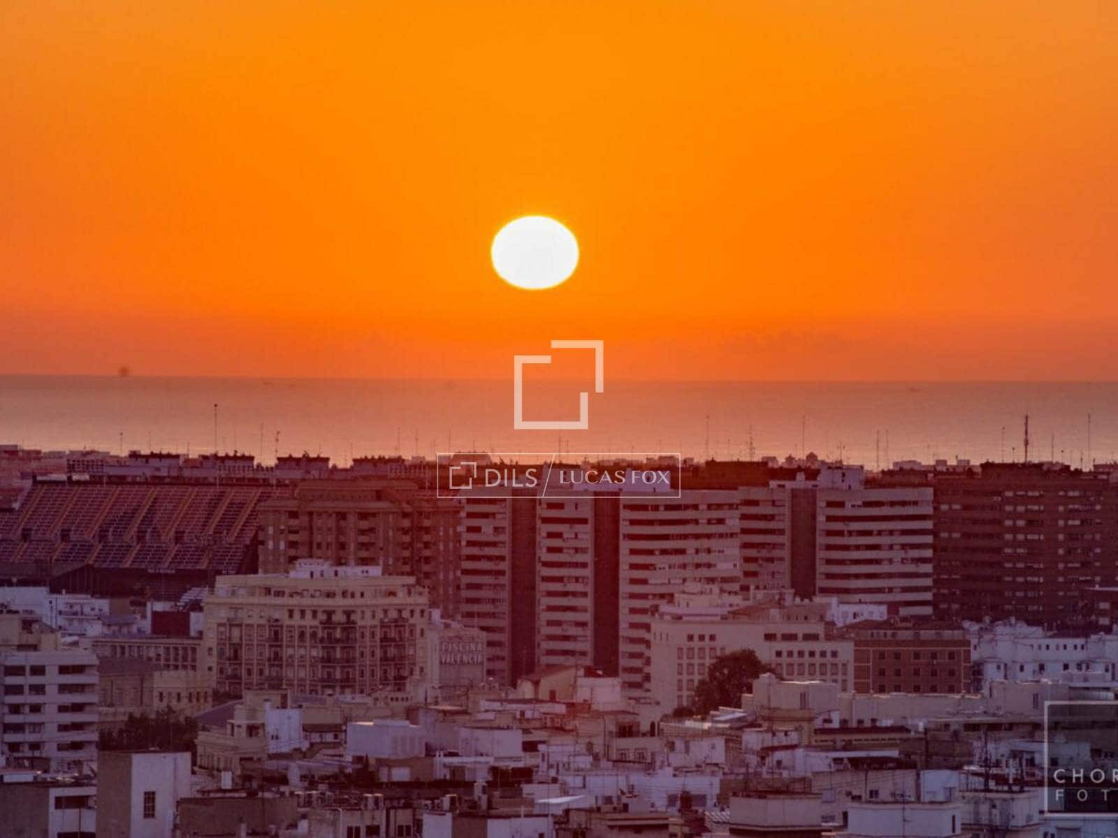 5 sypialnia Apartament do wynajęcia w Miasto Walencja z garażem - 3 700 € (Ref: 7402129)