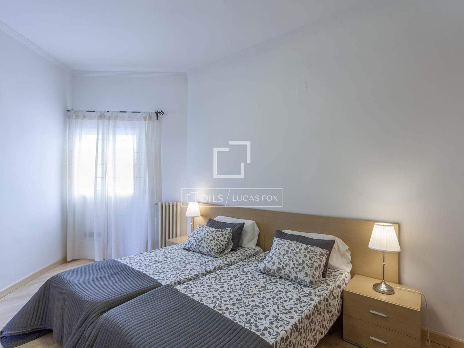 5 sypialnia Apartament do wynajęcia w Miasto Walencja z garażem - 3 700 € (Ref: 7402129)