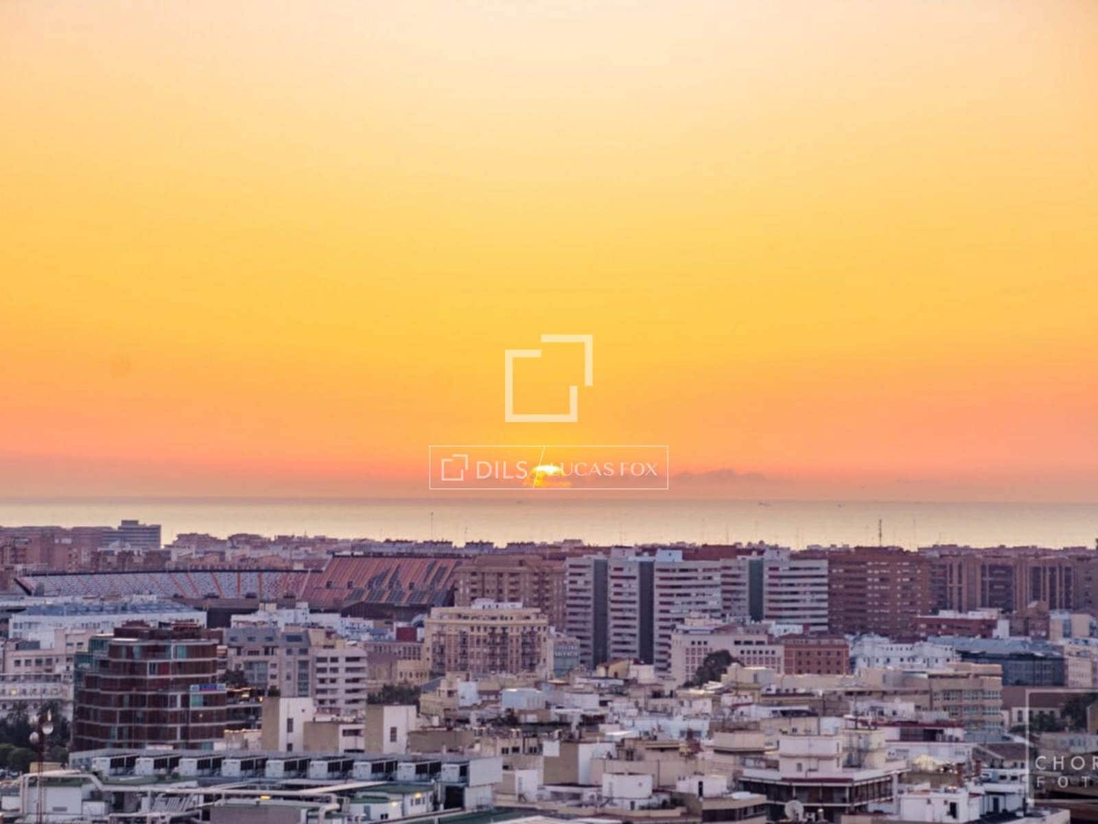 5 sypialnia Apartament do wynajęcia w Miasto Walencja z garażem - 3 700 € (Ref: 7402129)