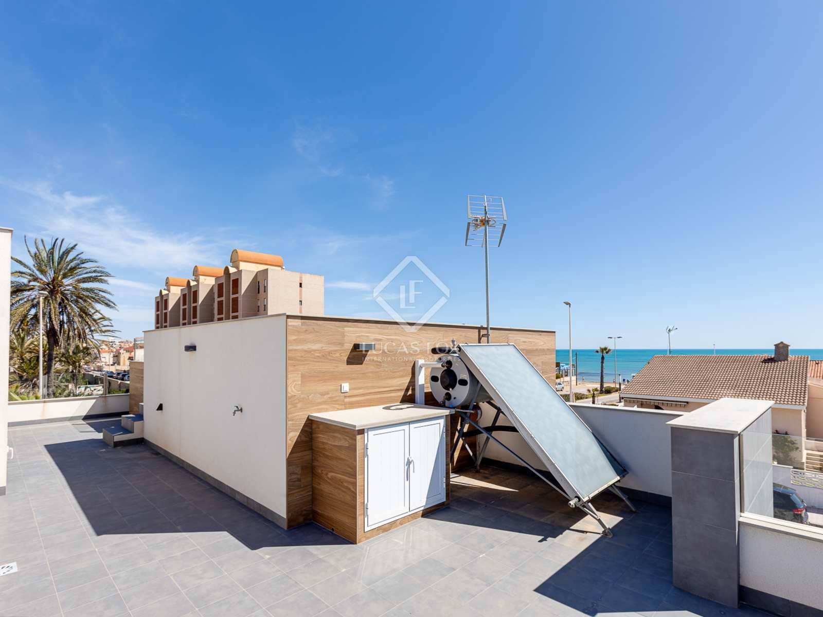 4 soverom Villa til salgs i La Mata med svømmebasseng garasje - € 940 000 (Ref: 7405125)