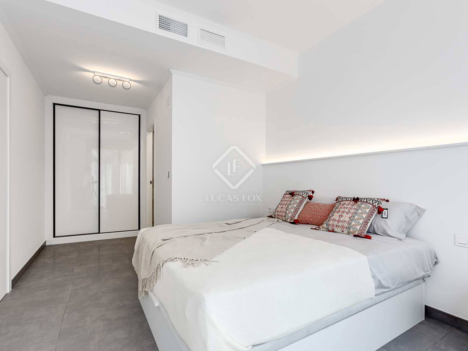 4 soverom Villa til salgs i La Mata med svømmebasseng garasje - € 940 000 (Ref: 7405125)