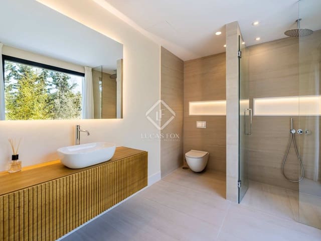 5 slaapkamer Villa te koop in New Golden Mile, Estepona met zwembad garage - € 2.650.000 (Ref: 7407132)