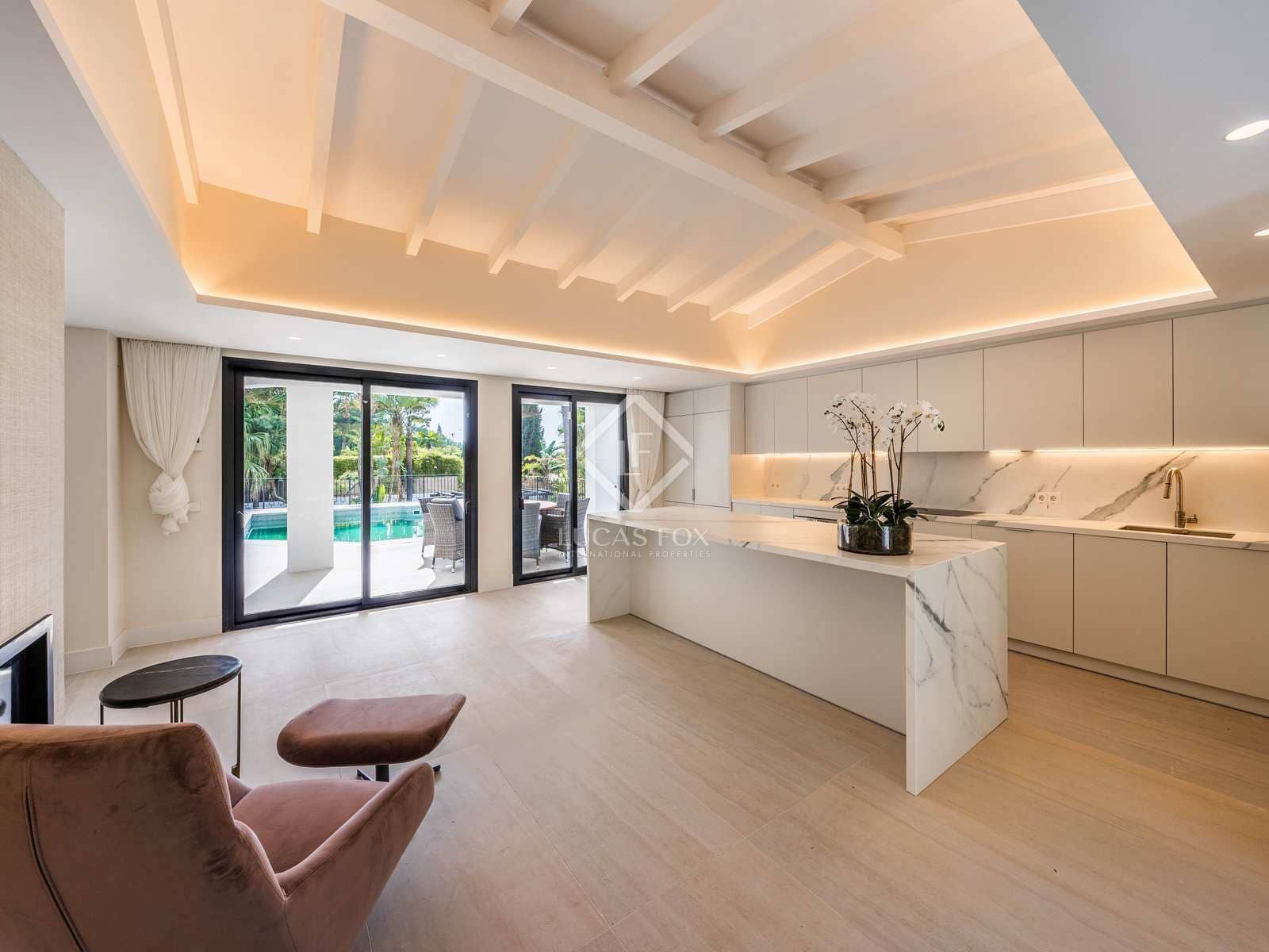 5 Zimmer Villa zu verkaufen in New Golden Mile mit Pool Garage - 2.650.000 € (Ref: 7407132)