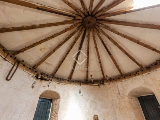 5 slaapkamer Villa te koop in Ciutadella de Menorca met garage - € 860.000 (Ref: 7409693)