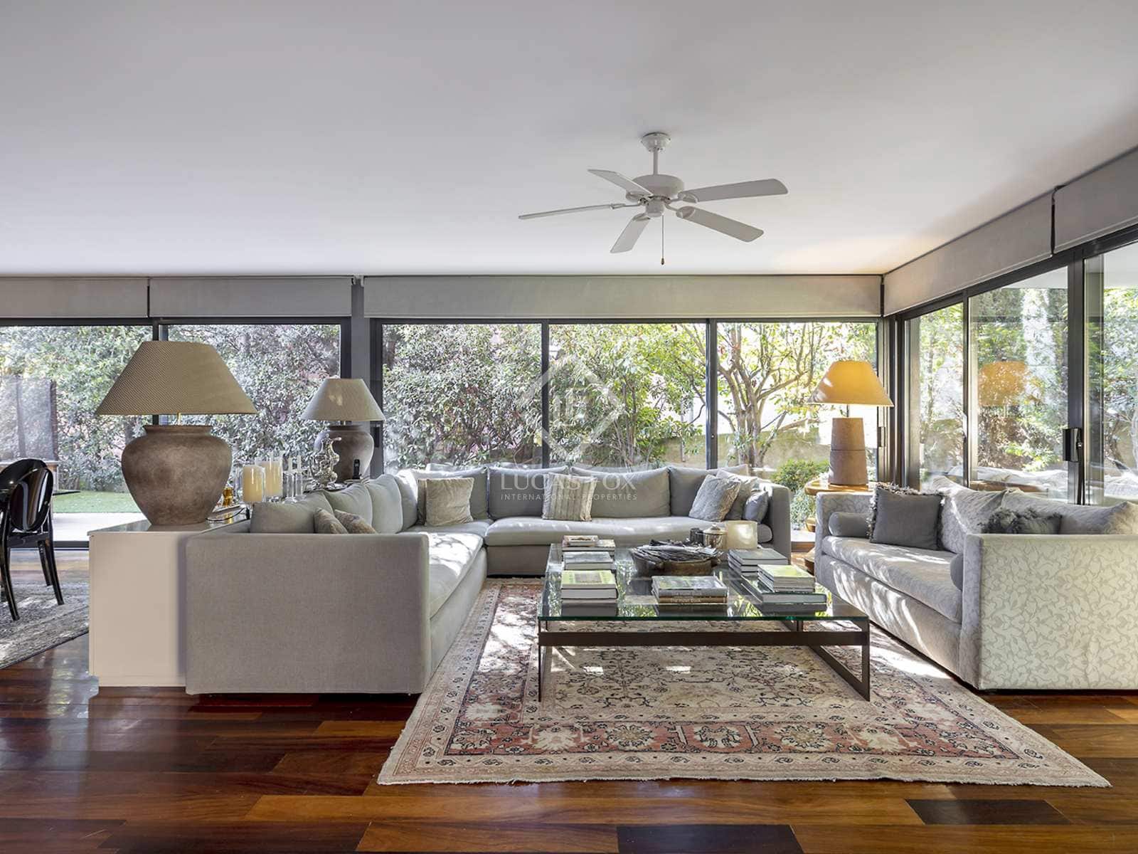 5 sypialnia Willa na sprzedaż w Miasto Barcelona z basenem garażem - 3 395 000 € (Ref: 7411659)