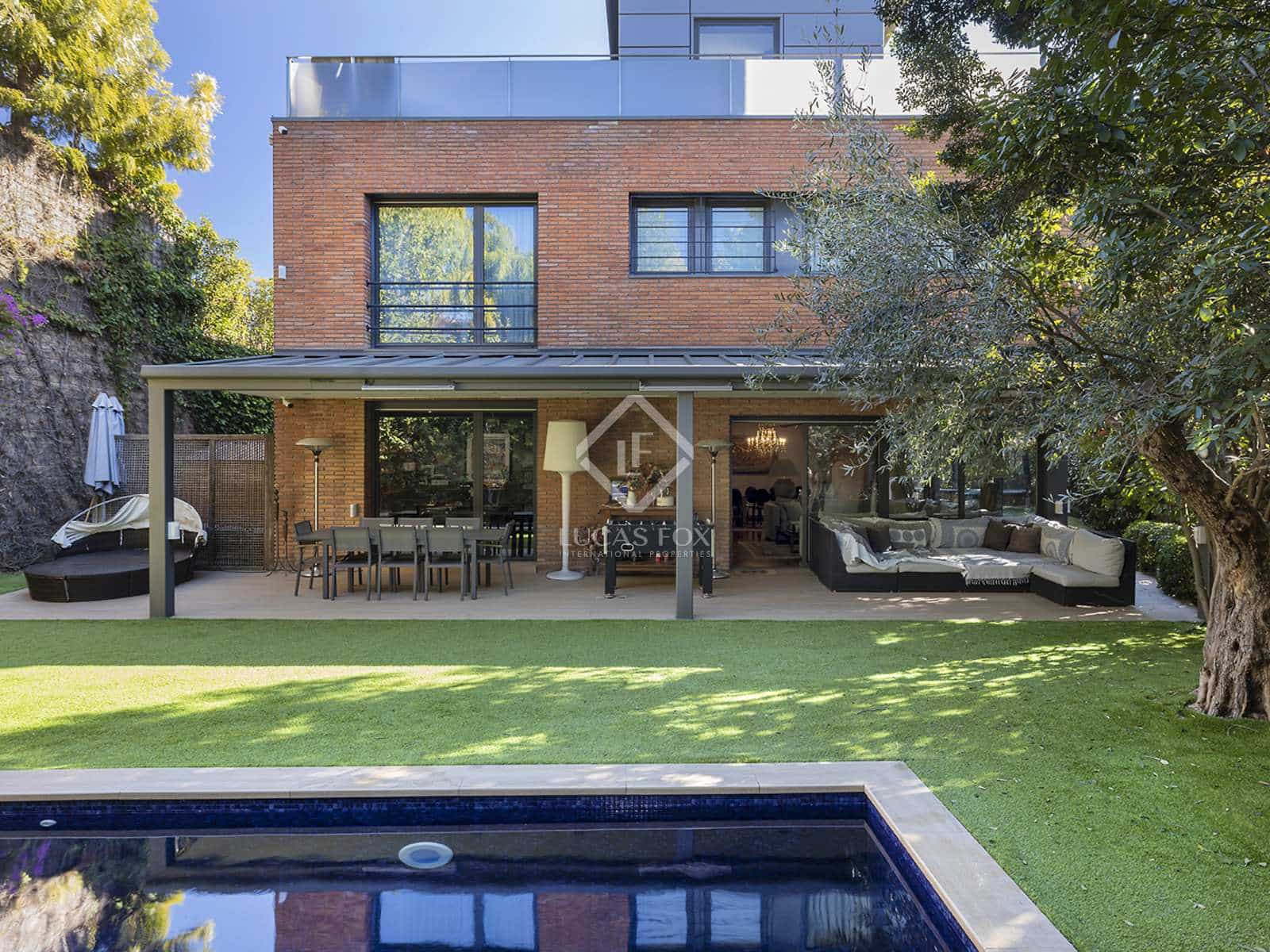 5 sypialnia Willa na sprzedaż w Miasto Barcelona z basenem garażem - 3 395 000 € (Ref: 7411659)