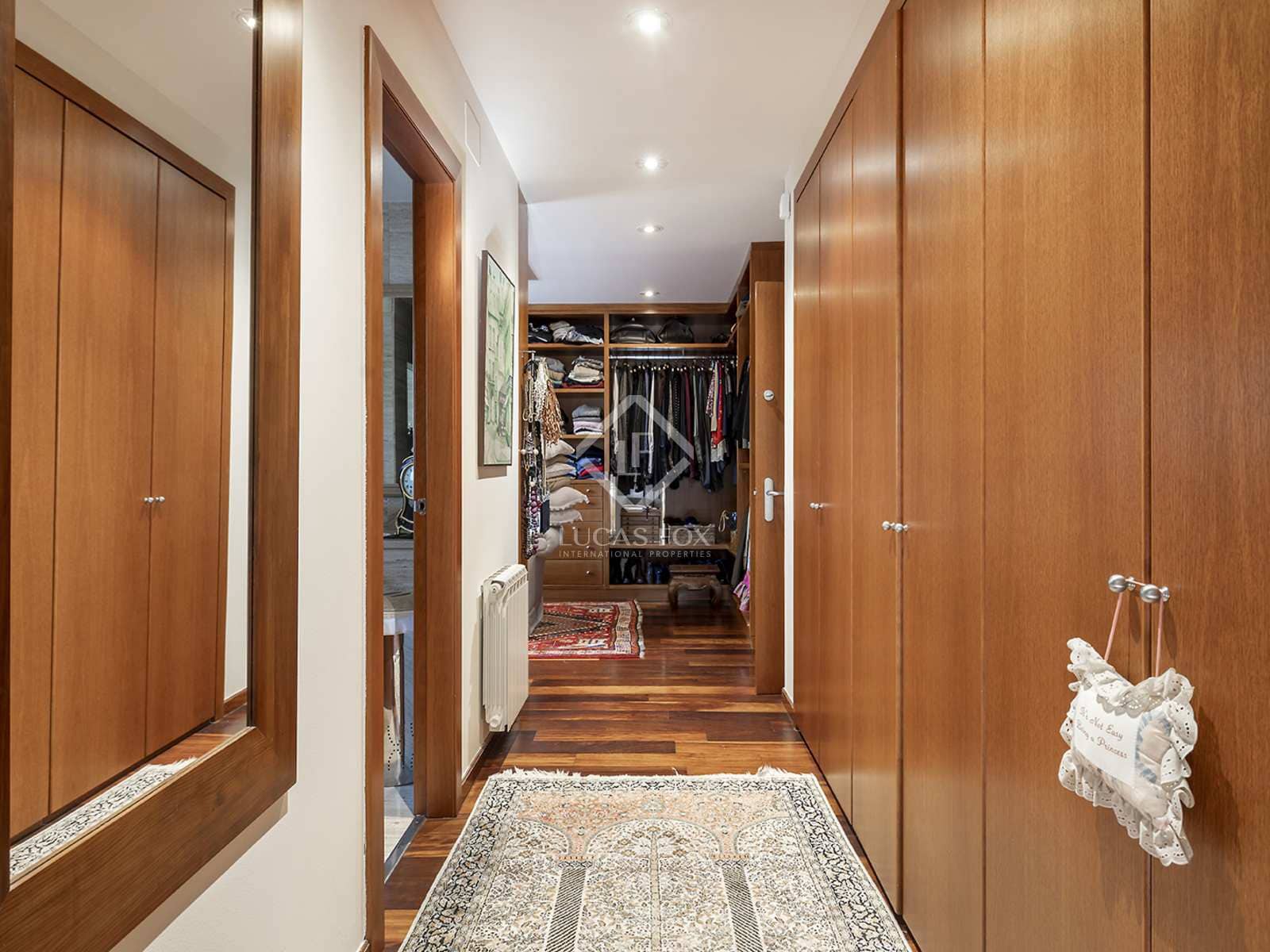 5 sypialnia Willa na sprzedaż w Miasto Barcelona z basenem garażem - 3 395 000 € (Ref: 7411659)