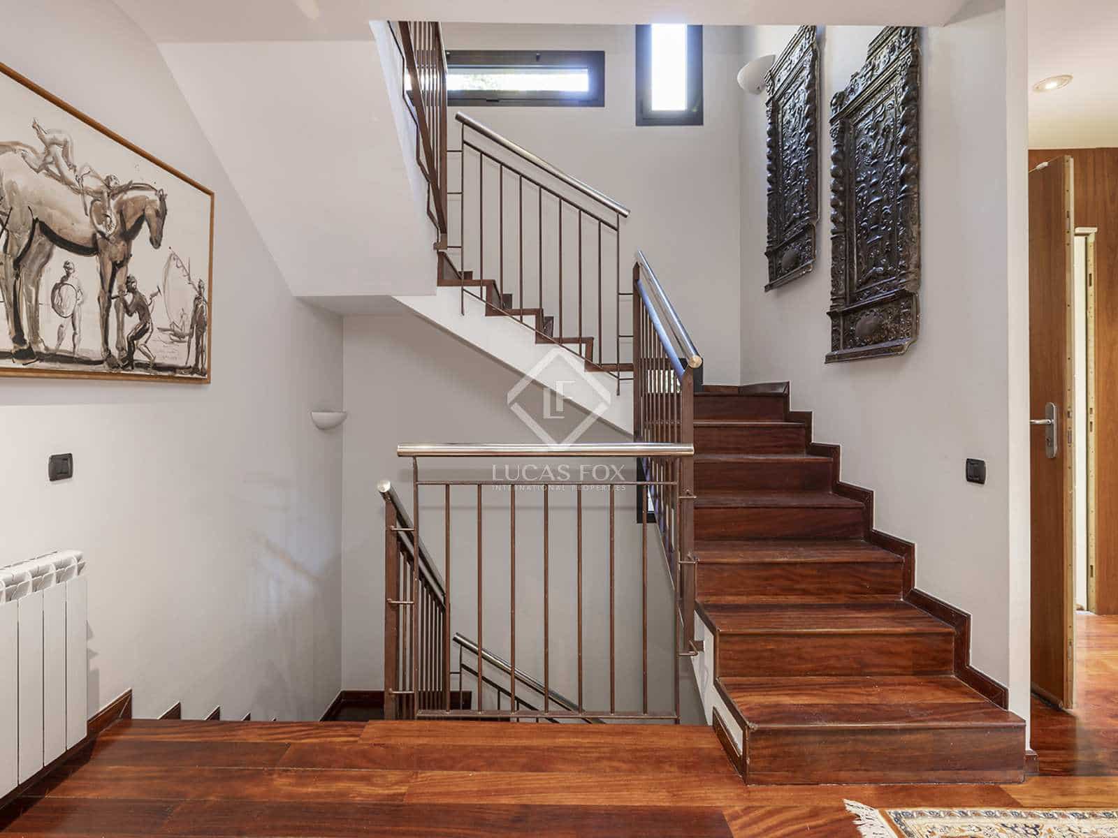 5 sypialnia Willa na sprzedaż w Miasto Barcelona z basenem garażem - 3 395 000 € (Ref: 7411659)