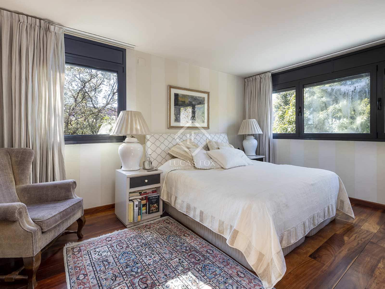 5 sypialnia Willa na sprzedaż w Miasto Barcelona z basenem garażem - 3 395 000 € (Ref: 7411659)