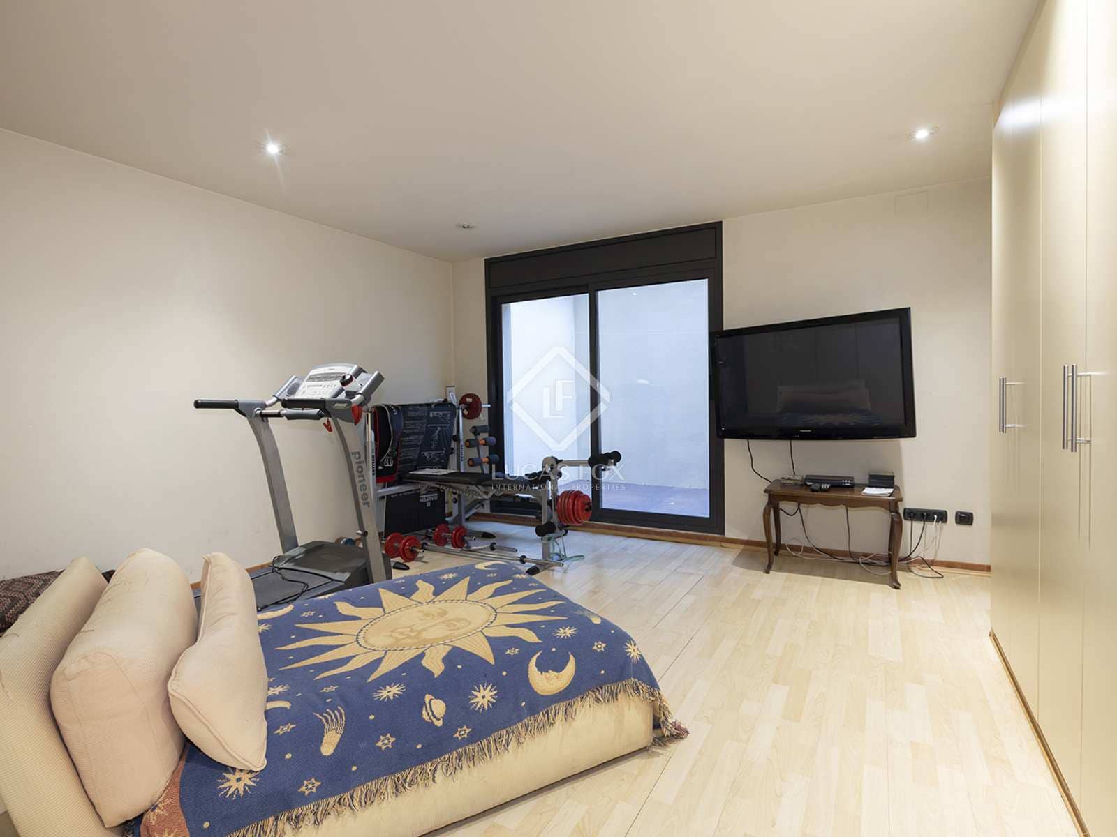 5 sypialnia Willa na sprzedaż w Miasto Barcelona z basenem garażem - 3 395 000 € (Ref: 7411659)