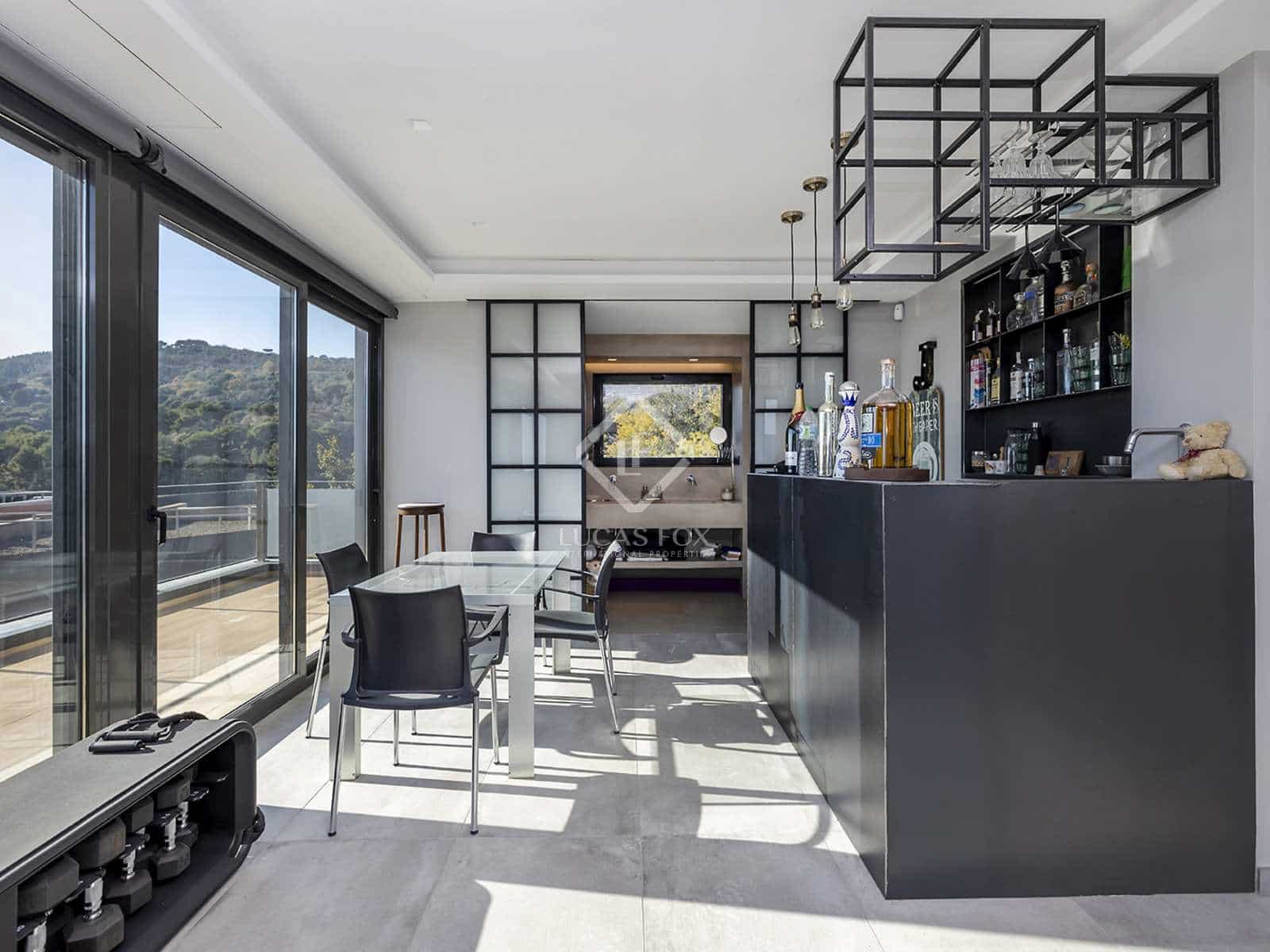 5 sypialnia Willa na sprzedaż w Miasto Barcelona z basenem garażem - 3 395 000 € (Ref: 7411659)