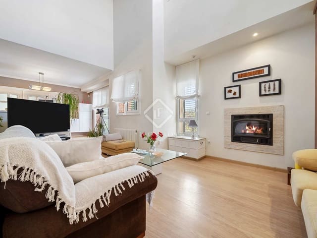 4 sypialnia Willa na sprzedaż w Cambrils z basenem garażem - 790 000 € (Ref: 7411672)