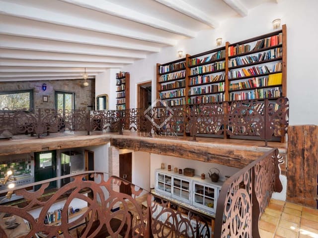 10 Zimmer Finca/Landgut zu verkaufen in Sant Martí Vell mit Pool Garage - 2.000.000 € (Ref: 7418023)