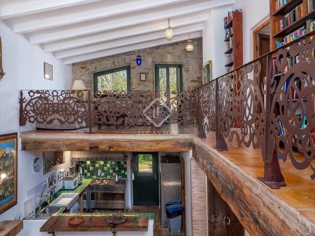 10 Zimmer Finca/Landgut zu verkaufen in Sant Martí Vell mit Pool Garage - 2.000.000 € (Ref: 7418023)