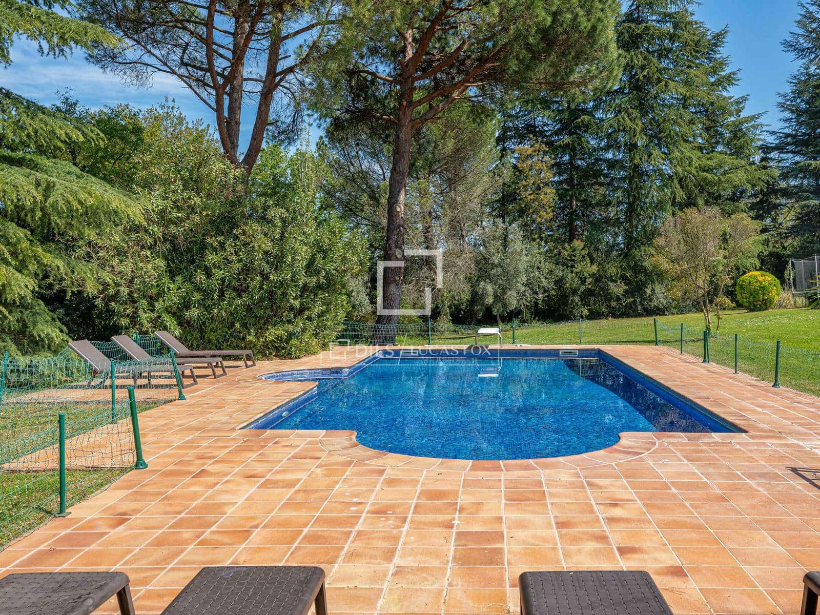 10 bedroom Finca/Country House for sale in Sant Marti Vell with pool garage - € 2,000,000 (Ref: 7418023)