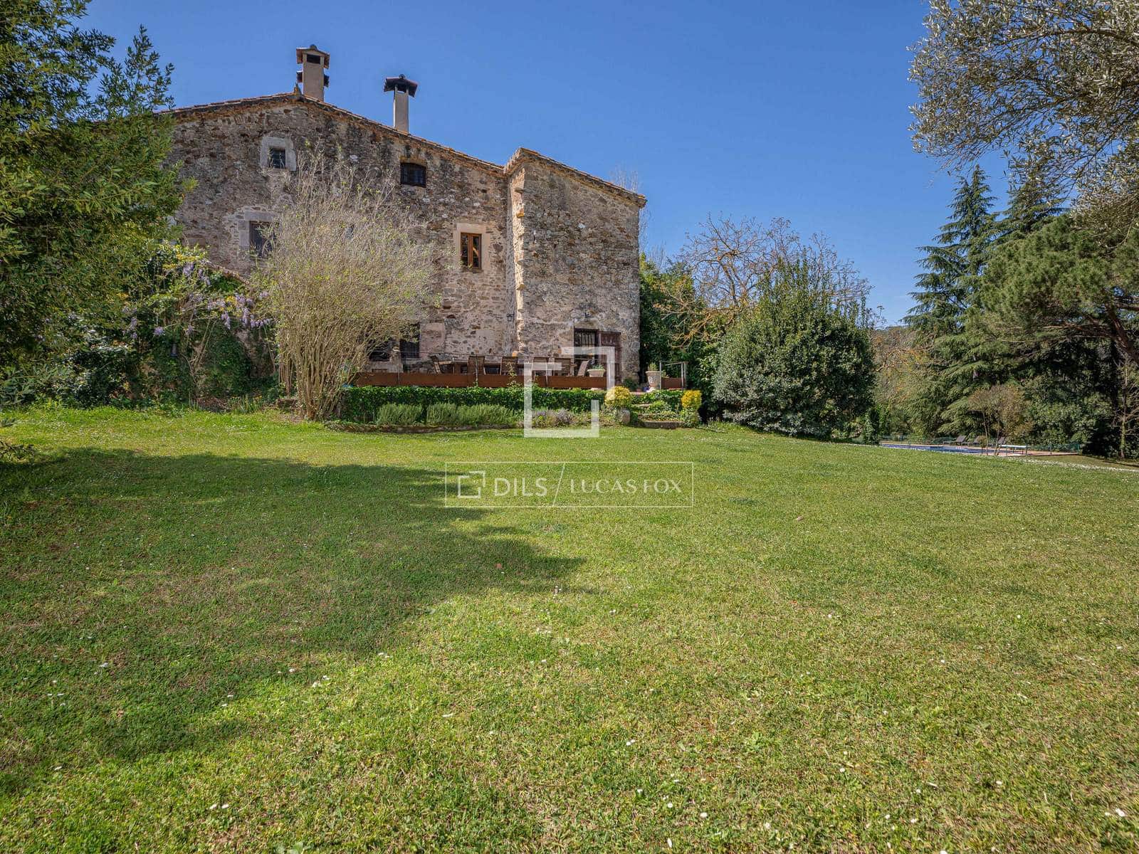 10 bedroom Finca/Country House for sale in Sant Marti Vell with pool garage - € 2,000,000 (Ref: 7418023)