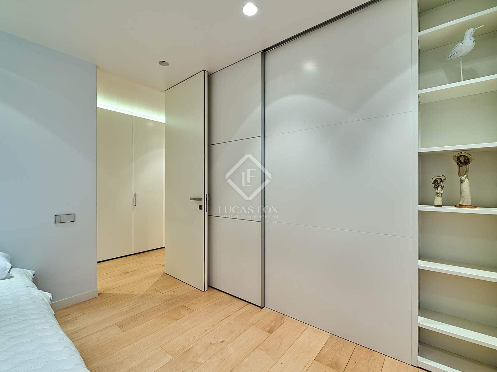 3 slaapkamer Appartement te huur in Valencia stad - € 3.000 (Ref: 7419754)