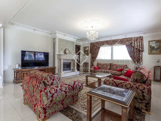 8 bedroom Villa for sale in Rocafort with pool garage - € 5,000,000 (Ref: 7422745)