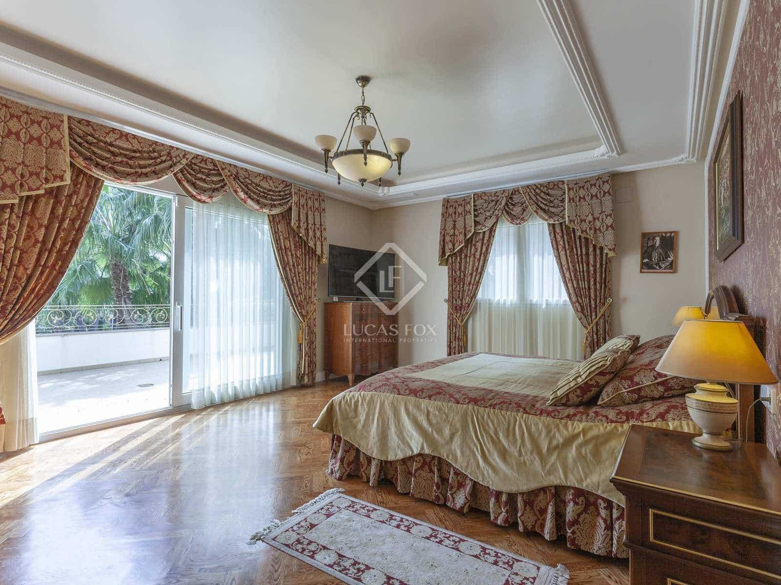 8 soveværelse Villa til salg i Rocafort med swimmingpool garage - € 5.000.000 (Ref: 7422745)