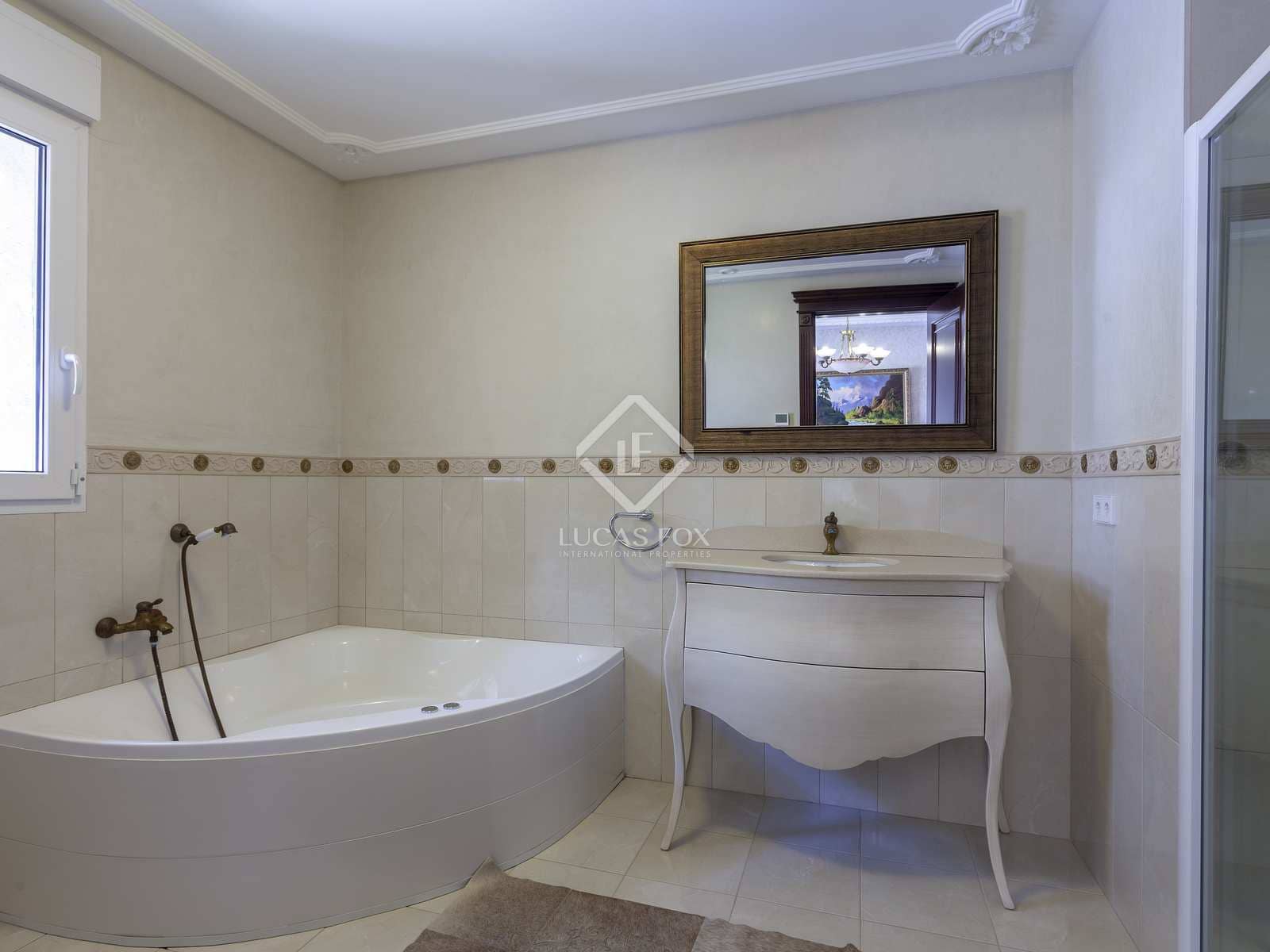 8 soveværelse Villa til salg i Rocafort med swimmingpool garage - € 5.000.000 (Ref: 7422745)